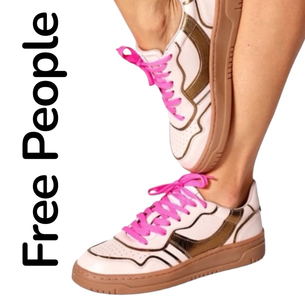 Free People Retro Thirty Love
Sneaker in Cloud Pink Combo. Size 8.5. New w/o box